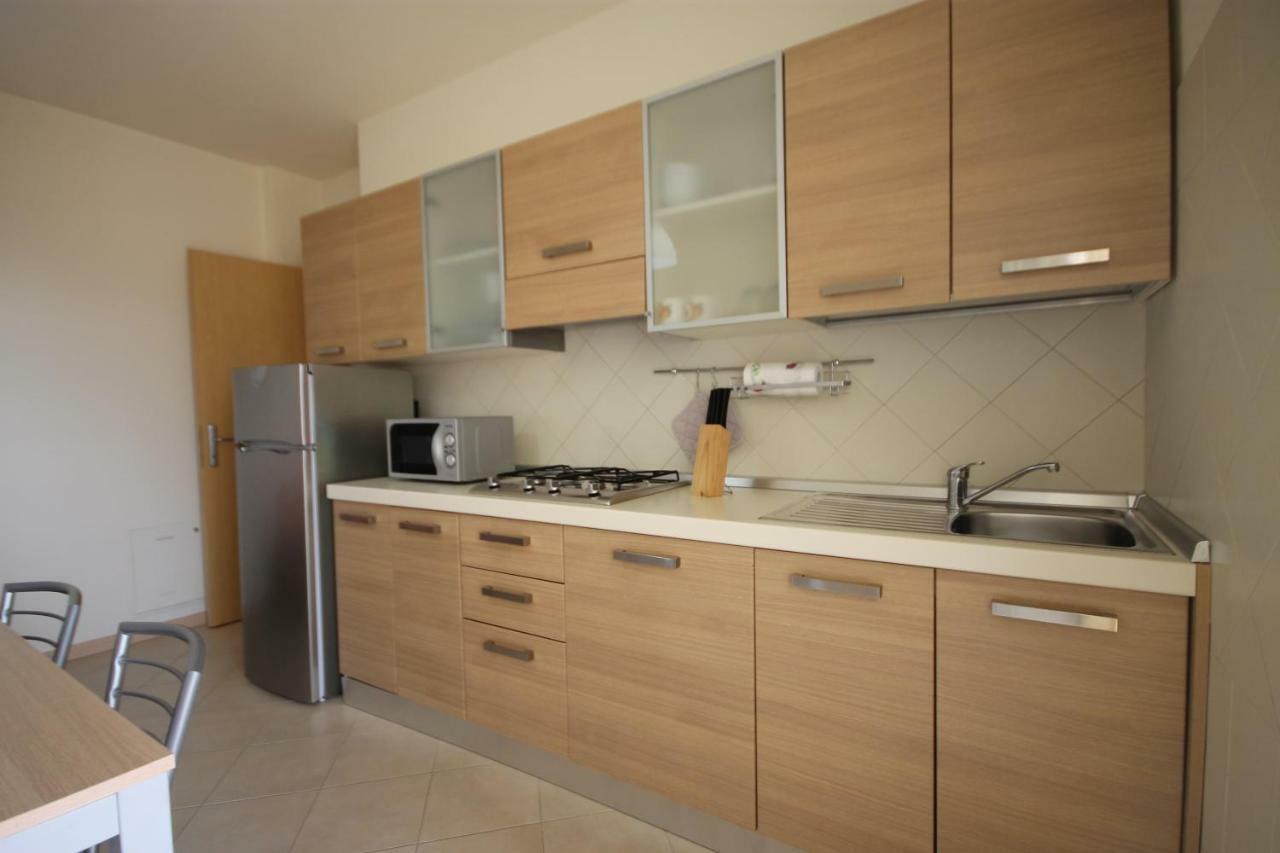 Residence Cleo Лідо-дельї-Естензі Екстер'єр фото
